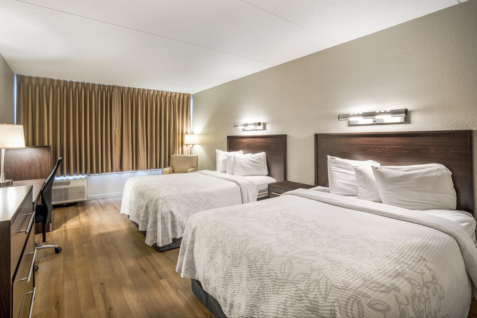 Red Roof Inn Plus+ Boston - Woburn/ Burlington Buitenkant foto