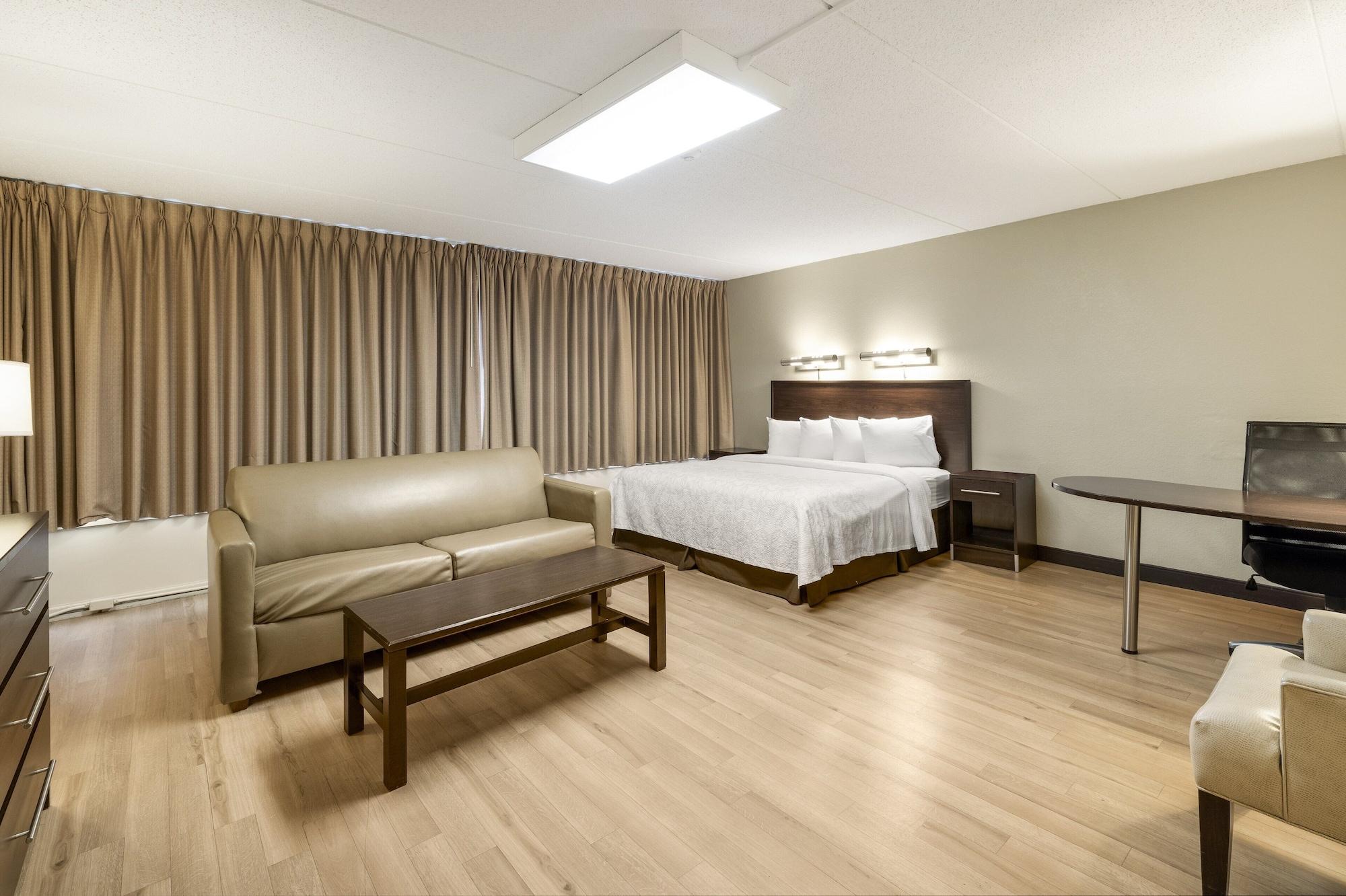 Red Roof Inn Plus+ Boston - Woburn/ Burlington Buitenkant foto