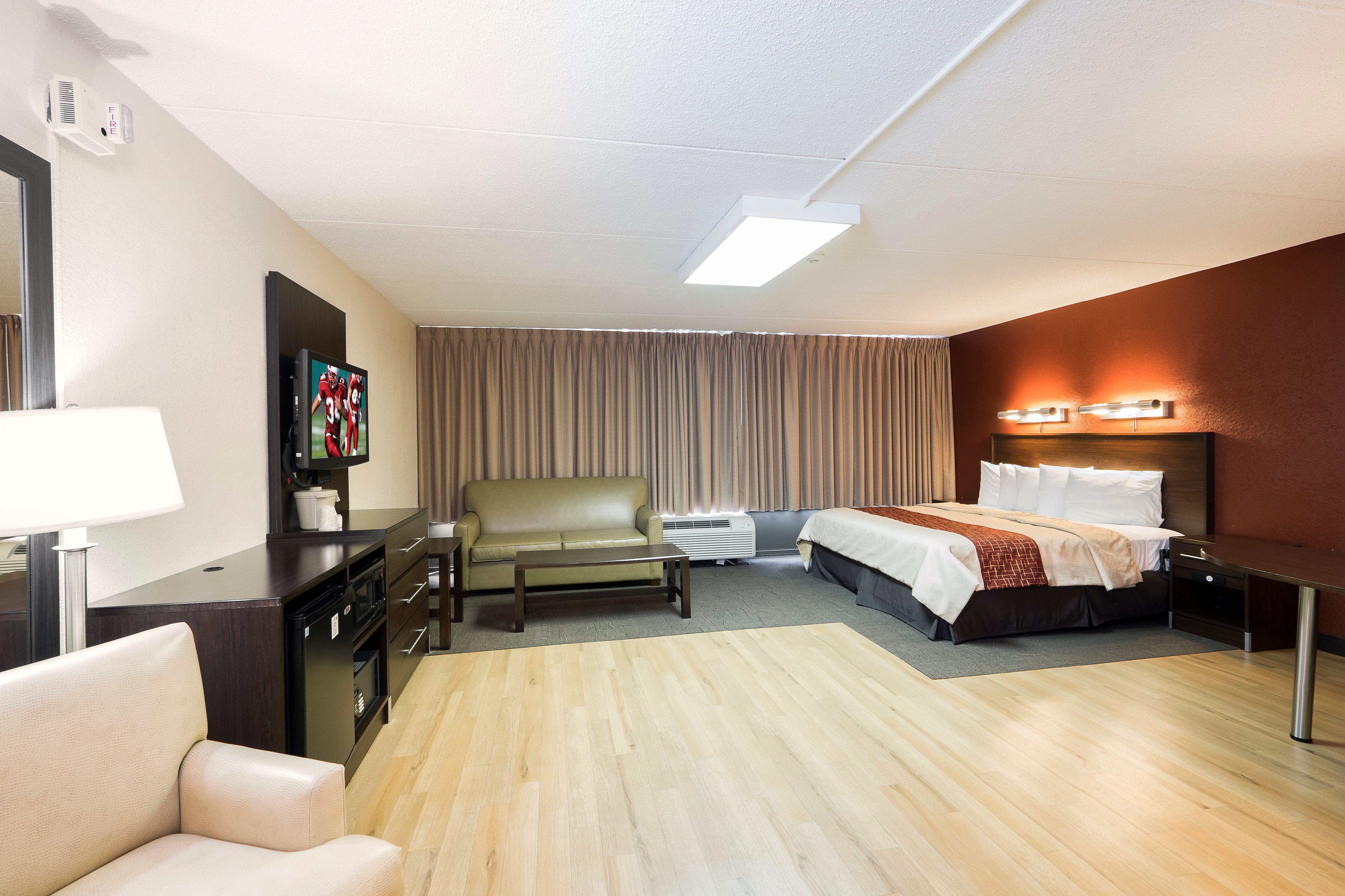 Red Roof Inn Plus+ Boston - Woburn/ Burlington Buitenkant foto