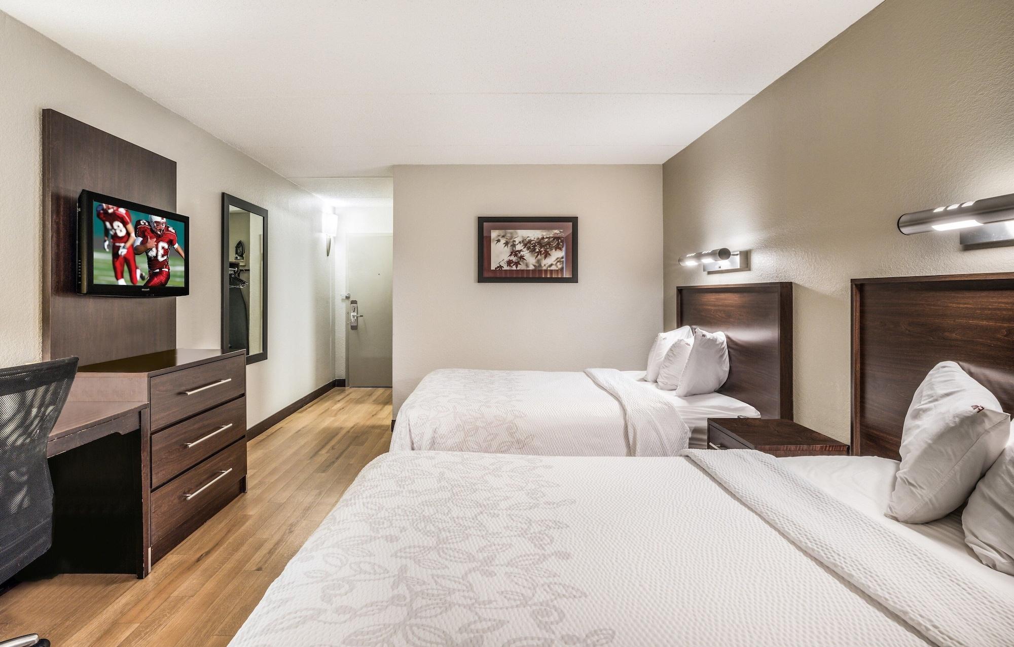 Red Roof Inn Plus+ Boston - Woburn/ Burlington Buitenkant foto