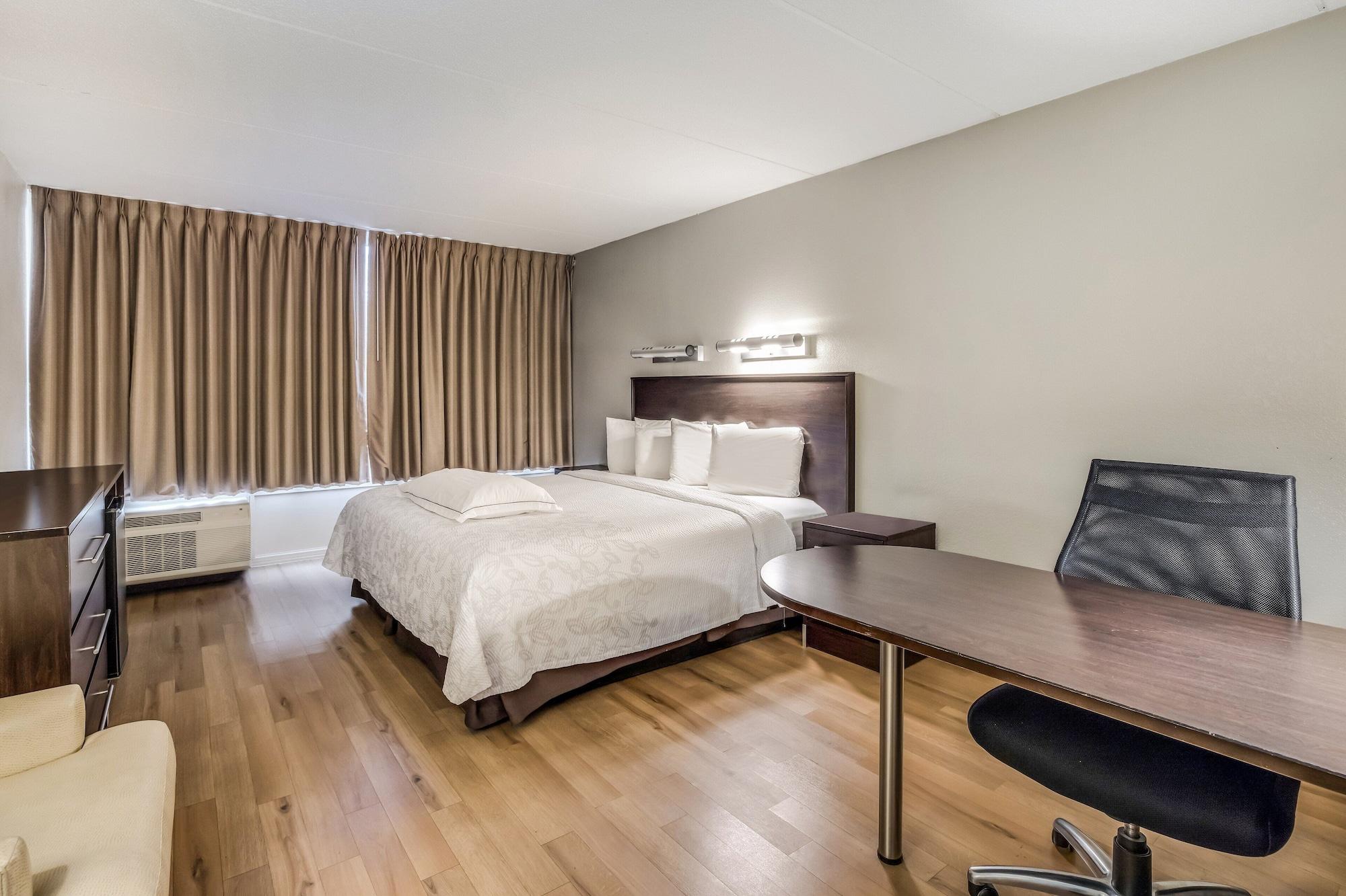 Red Roof Inn Plus+ Boston - Woburn/ Burlington Buitenkant foto